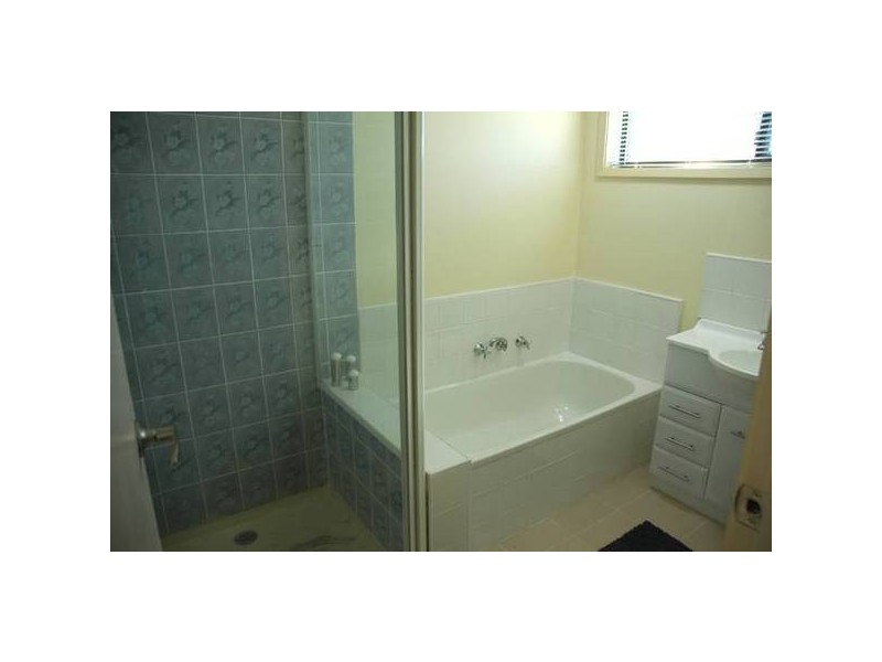 Sally Court, Traralgon VIC 3844