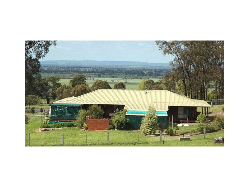 50 Sunderland Road, Glengarry VIC 3854