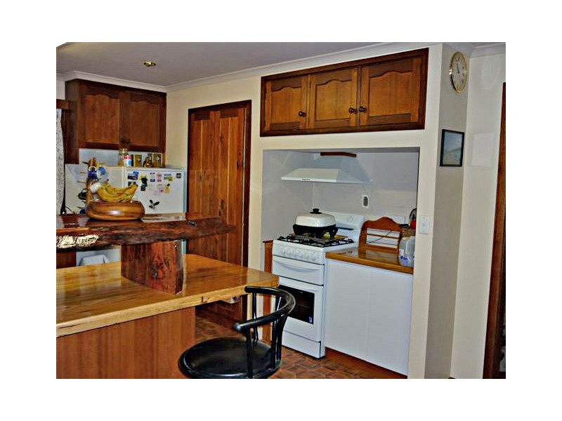 50 Sunderland Road, Glengarry VIC 3854