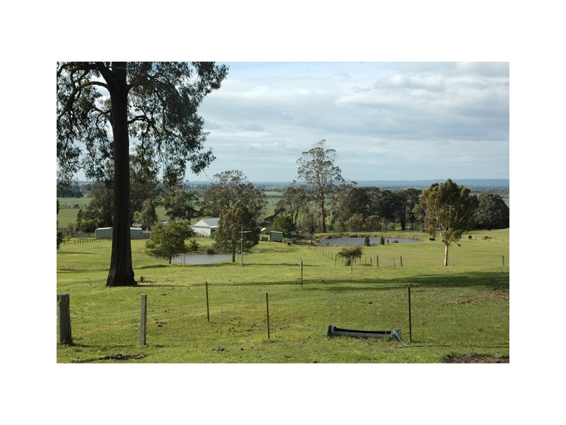 50 Sunderland Road, Glengarry VIC 3854