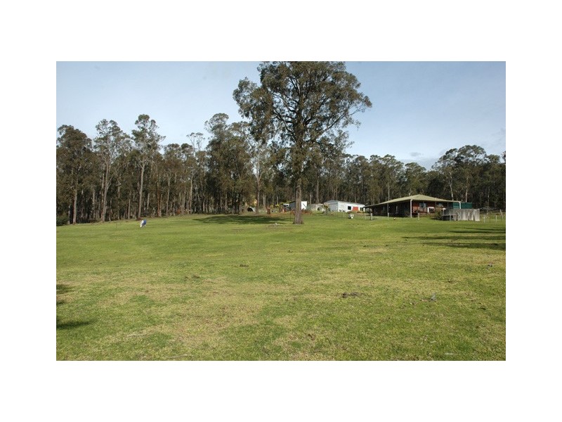 50 Sunderland Road, Glengarry VIC 3854