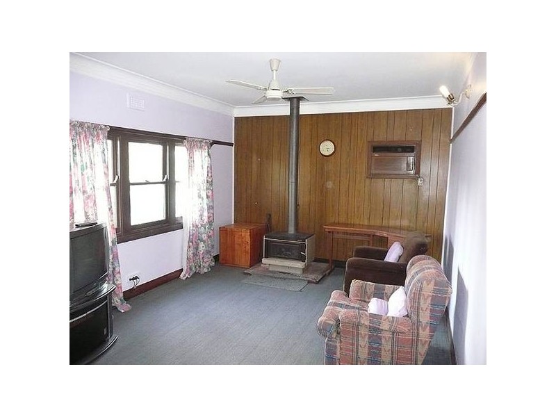 60 King Street, Toongabbie VIC 3856