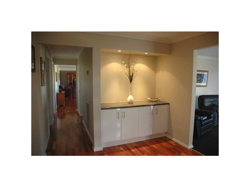 Inverness Way, Traralgon VIC 3844