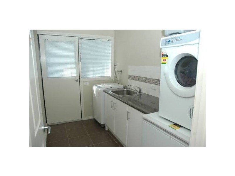 Inverness Way, Traralgon VIC 3844