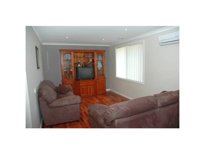 Inverness Way, Traralgon VIC 3844