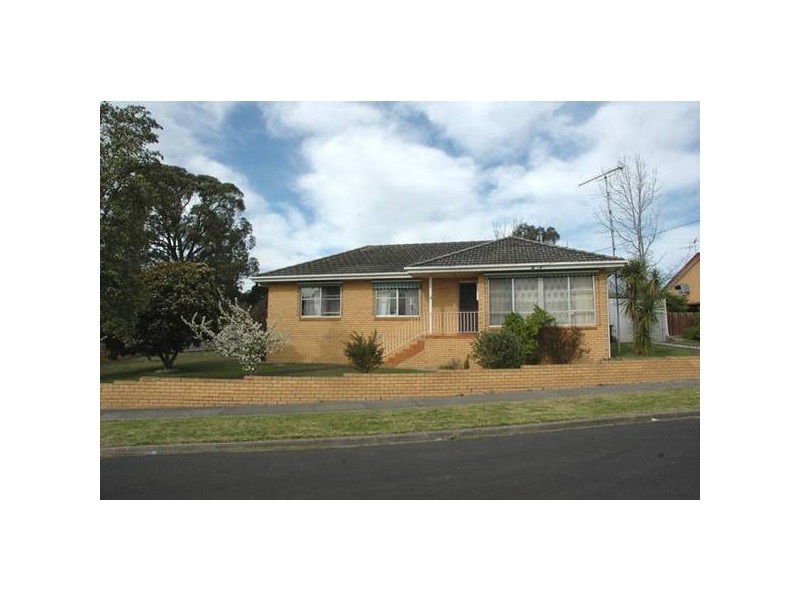 6 Park Lane, Churchill VIC 3842