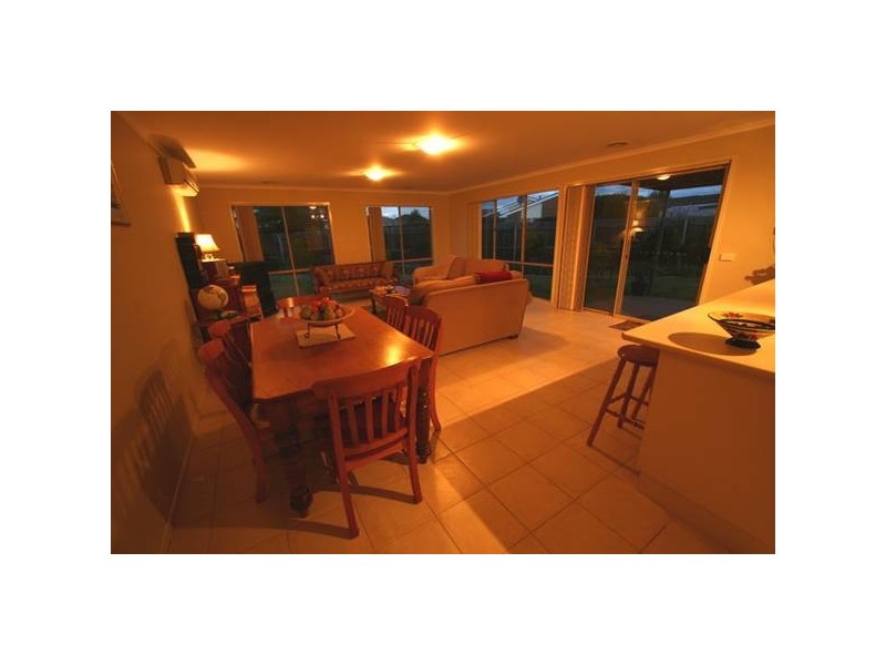 10 Barton Place, Traralgon VIC 3844