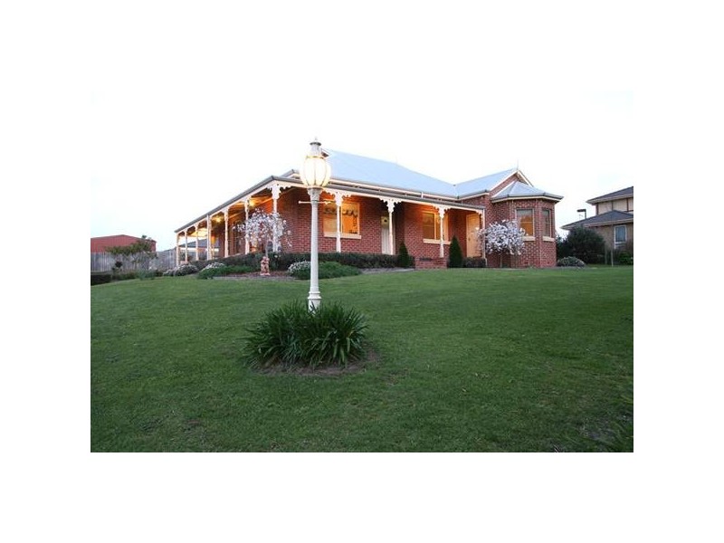 100-102 Hickox Street, Traralgon VIC 3844