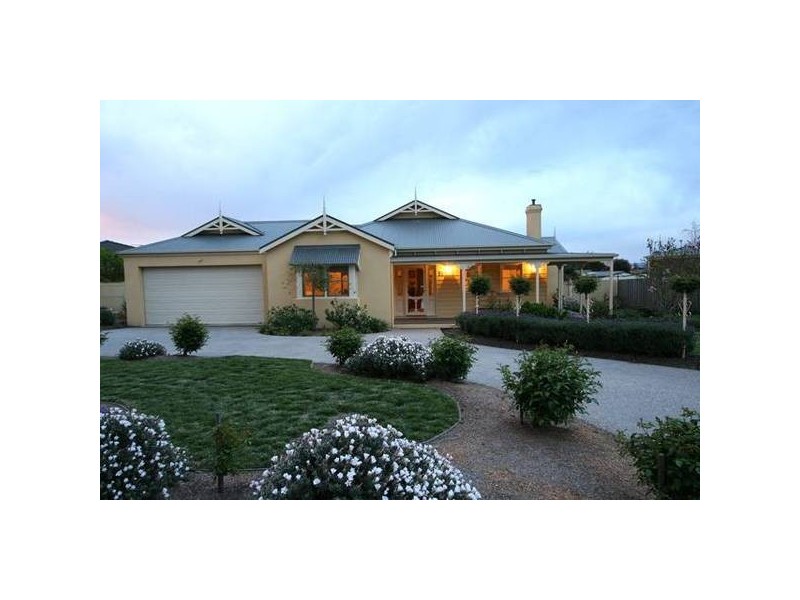 51 Ellavale Drive, Traralgon VIC 3844
