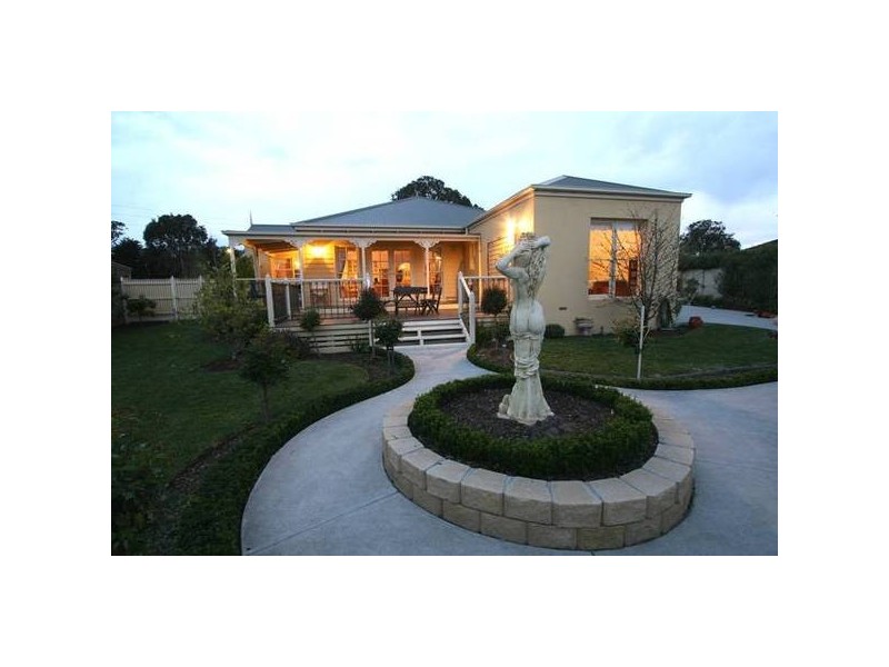 51 Ellavale Drive, Traralgon VIC 3844