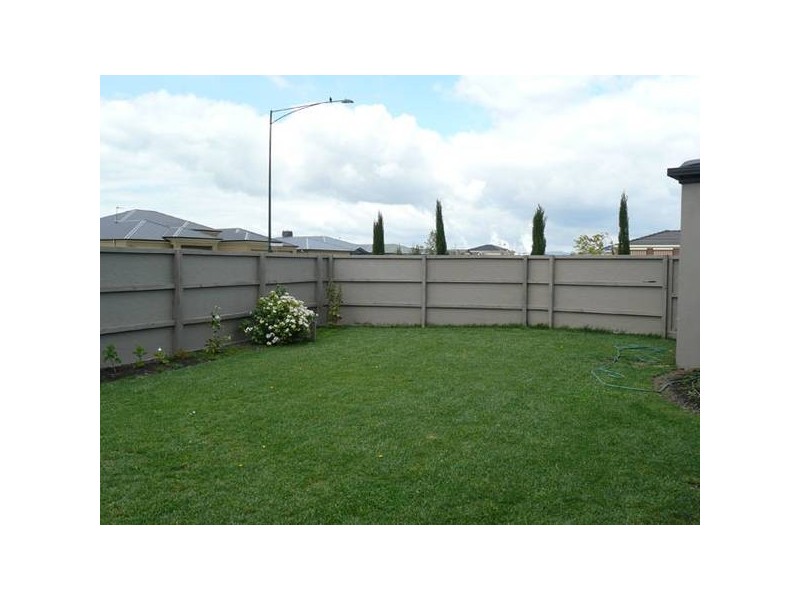 22 Rothbury Place, Traralgon VIC 3844