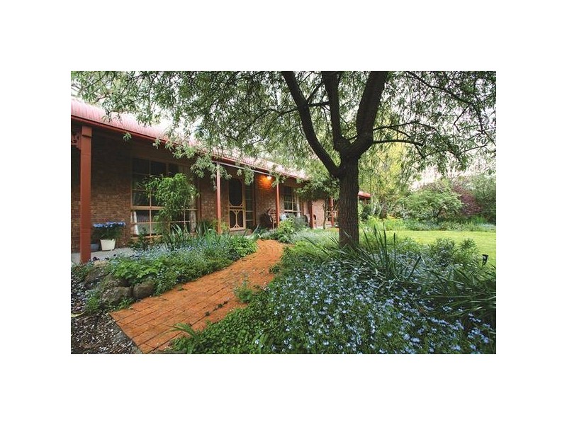 32 Keith Morgan Drive, Traralgon South VIC 3844