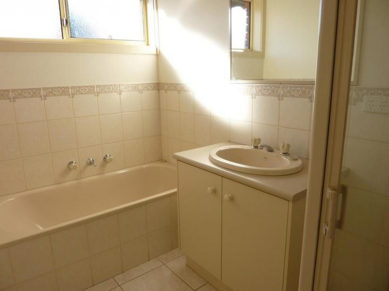 1 Spearfelt Court, Traralgon VIC 3844