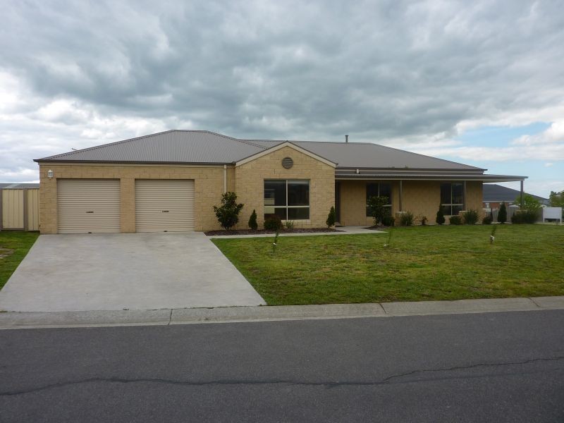 17 Victoria Court, Traralgon VIC 3844