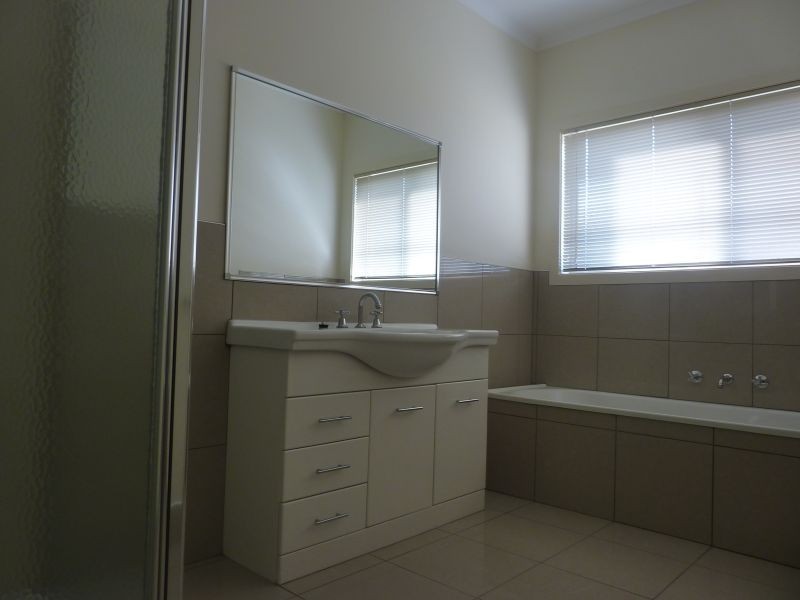17 Victoria Court, Traralgon VIC 3844