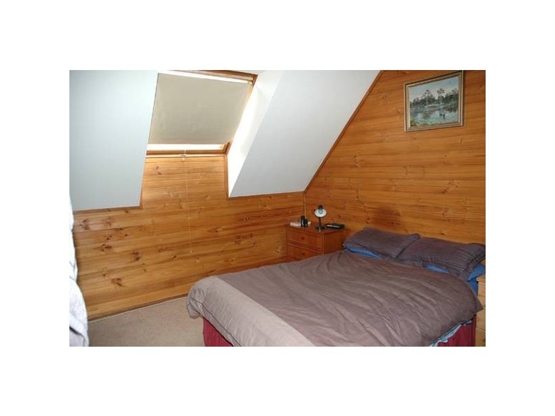 105 Glanville Crescent, Hazelwood North VIC 3840