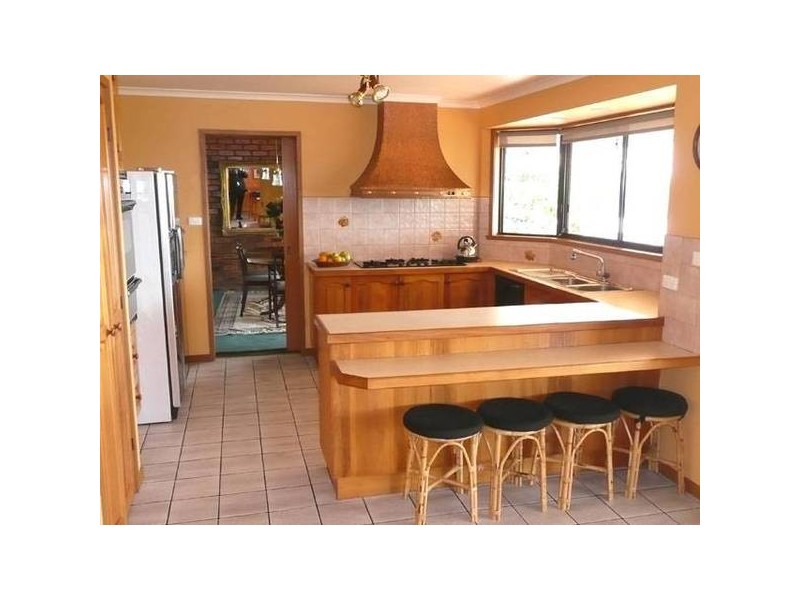 135 Rickard Drive, Hazelwood South VIC 3840