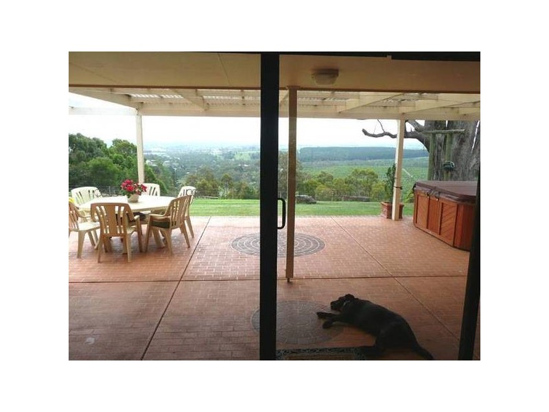 135 Rickard Drive, Hazelwood South VIC 3840