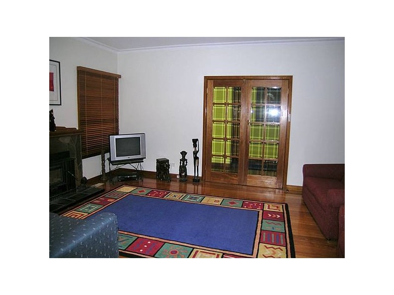 27 Loch Park Road, Traralgon VIC 3844