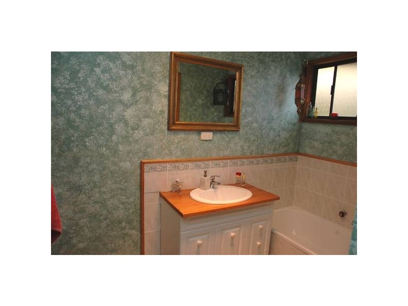 37 Mackay Street, Rosedale VIC 3847