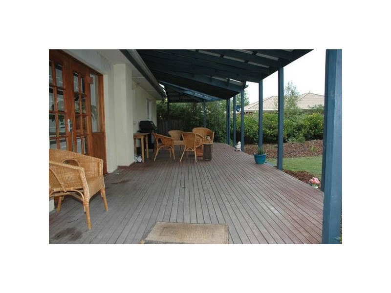 27 Loch Park Road, Traralgon VIC 3844
