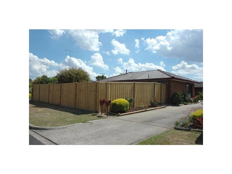 3/60 Swallow Grove, Traralgon VIC 3844