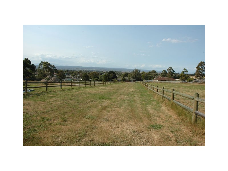 3 Lansdowne Road, Traralgon VIC 3844