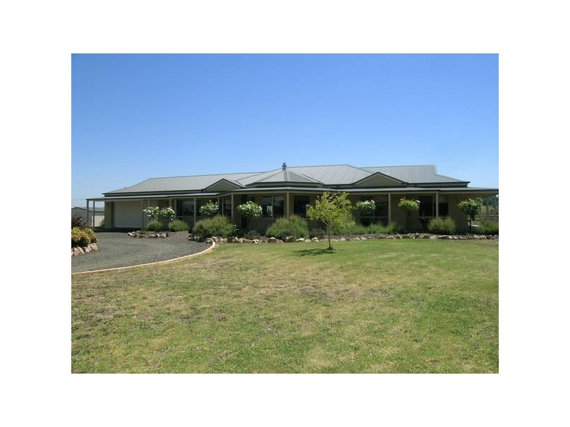 299 Church Street, Hazelwood North VIC 3840