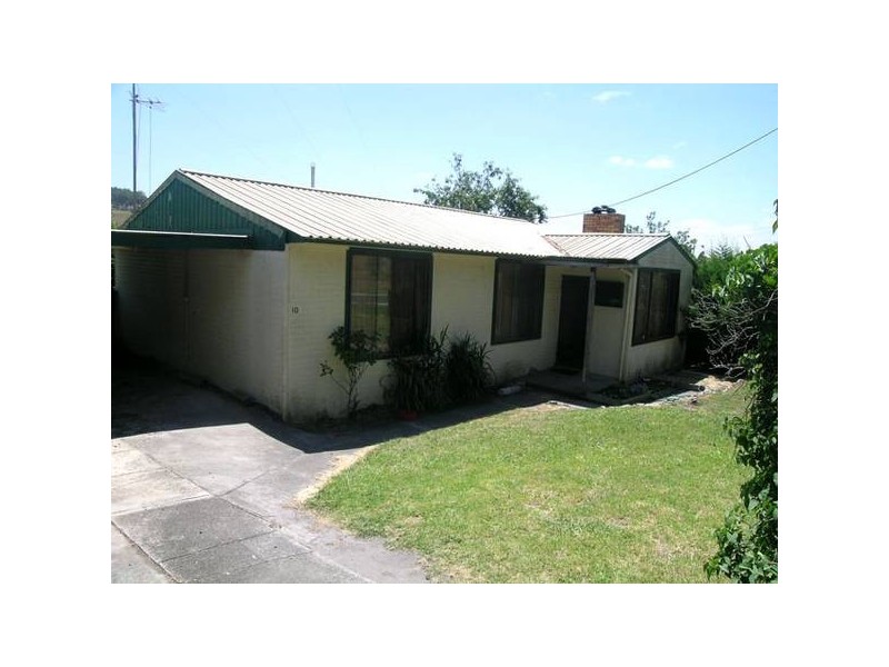 10 High Road, Yallourn North VIC 3825