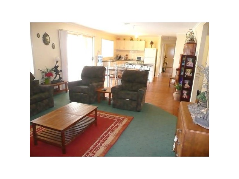 9 Giles Place, Traralgon VIC 3844