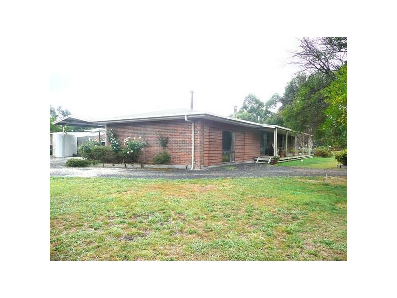 120 Archbolds Lane, Tyers VIC 3844