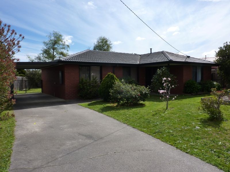 24 Strathcole Drive, Traralgon VIC 3844