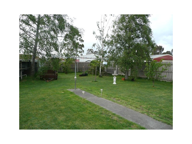 24 Strathcole Drive, Traralgon VIC 3844