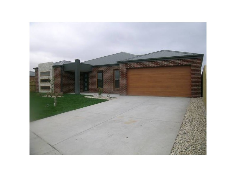 15 Summerhill, Traralgon VIC 3844