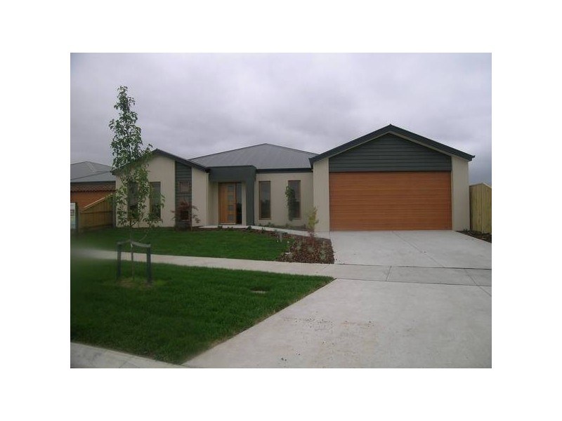 17 Summerhill, Traralgon VIC 3844
