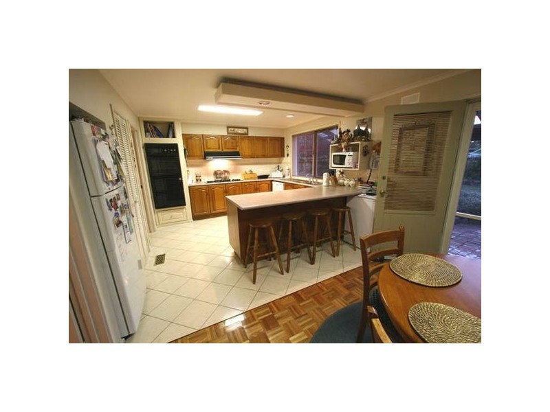 27 Coster Circle, Traralgon VIC 3844