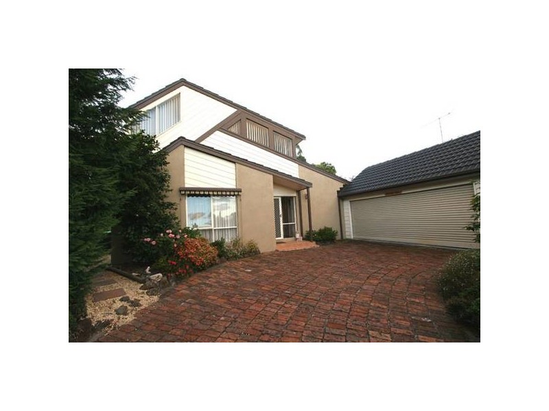 27 Coster Circle, Traralgon VIC 3844