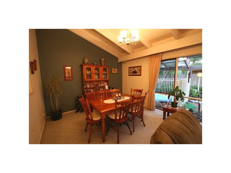 27 Coster Circle, Traralgon VIC 3844