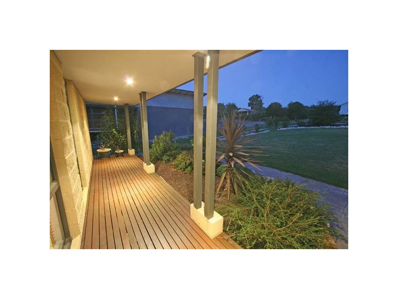 6 Chester Court, Traralgon South VIC 3844