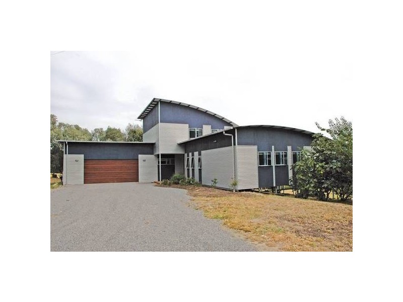 55 Lyndons Road, Callignee VIC 3844