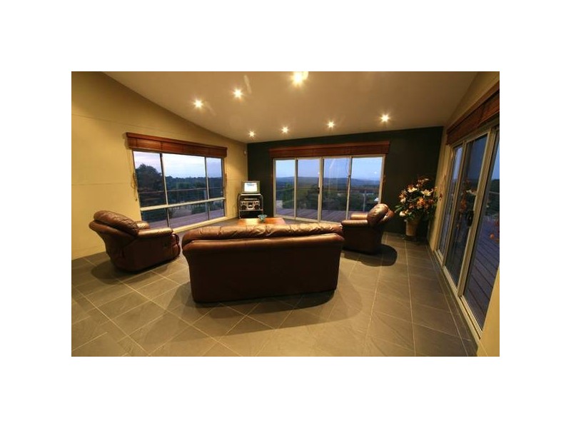 55 Lyndons Road, Callignee VIC 3844