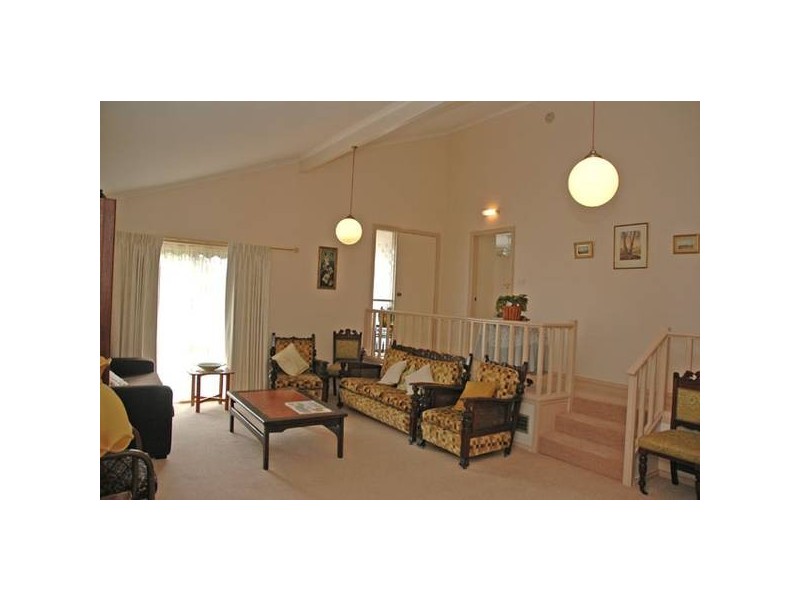 4 The Avenue, Traralgon VIC 3844