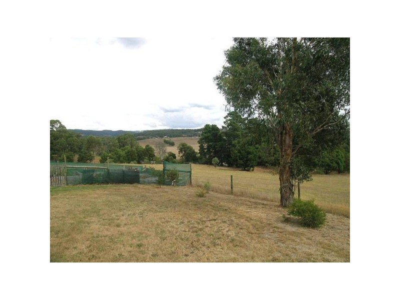 15 Calladale Court, Gormandale VIC 3873