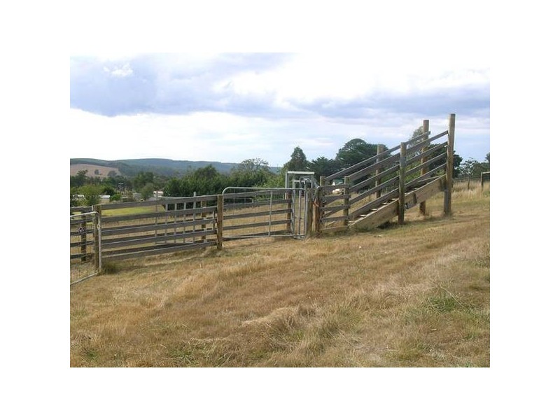 15 Calladale Court, Gormandale VIC 3873