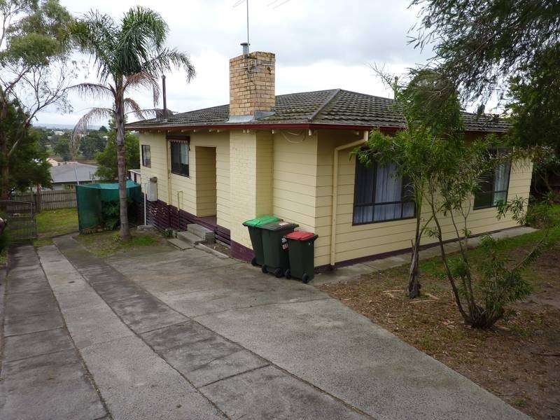 13 Rowell Street, Morwell VIC 3840