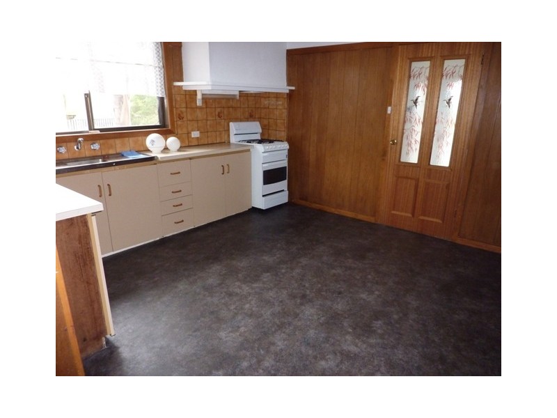 13 Rowell Street, Morwell VIC 3840