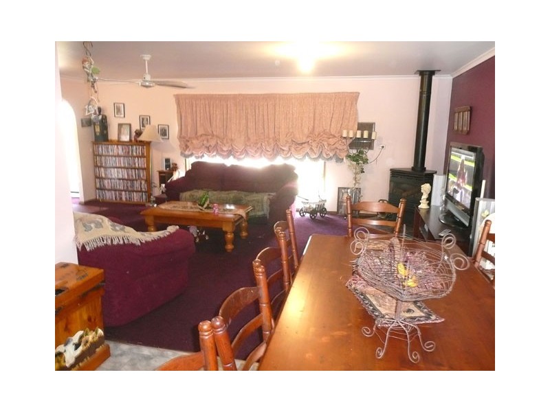 196 Willung Road, Rosedale VIC 3847