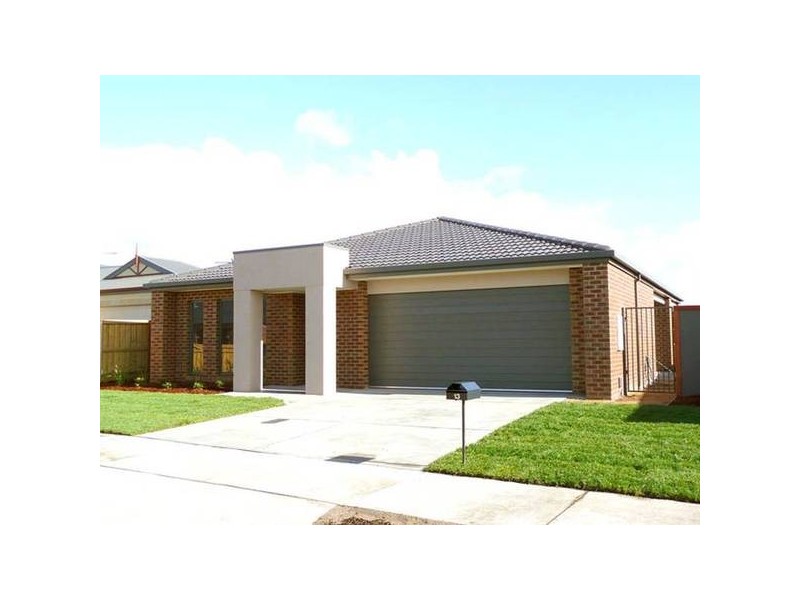 13 Summerhill Road, Traralgon VIC 3844