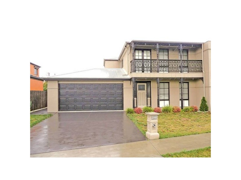11 Meredith Street, Traralgon VIC 3844