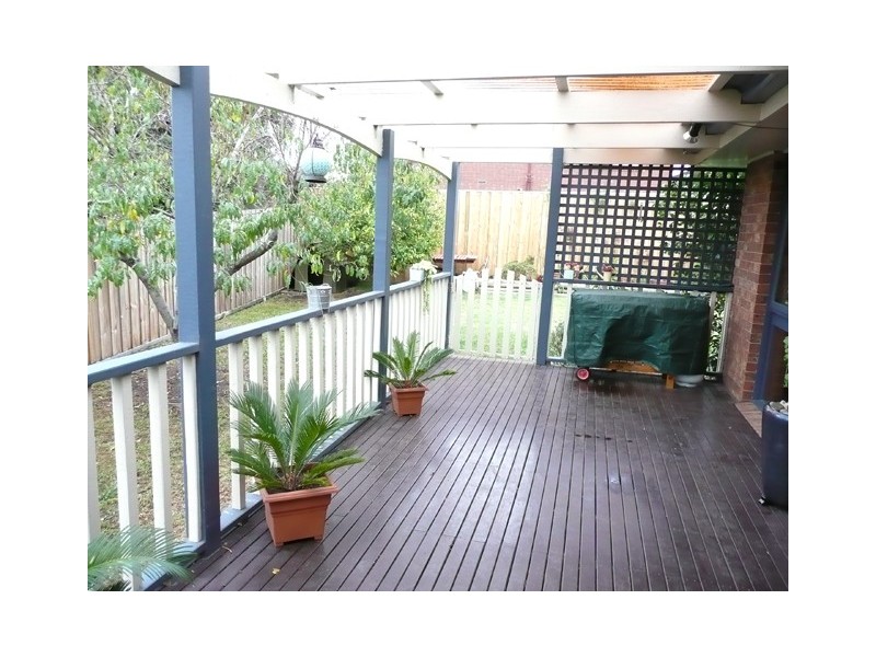 17 Oak Avenue, Traralgon VIC 3844